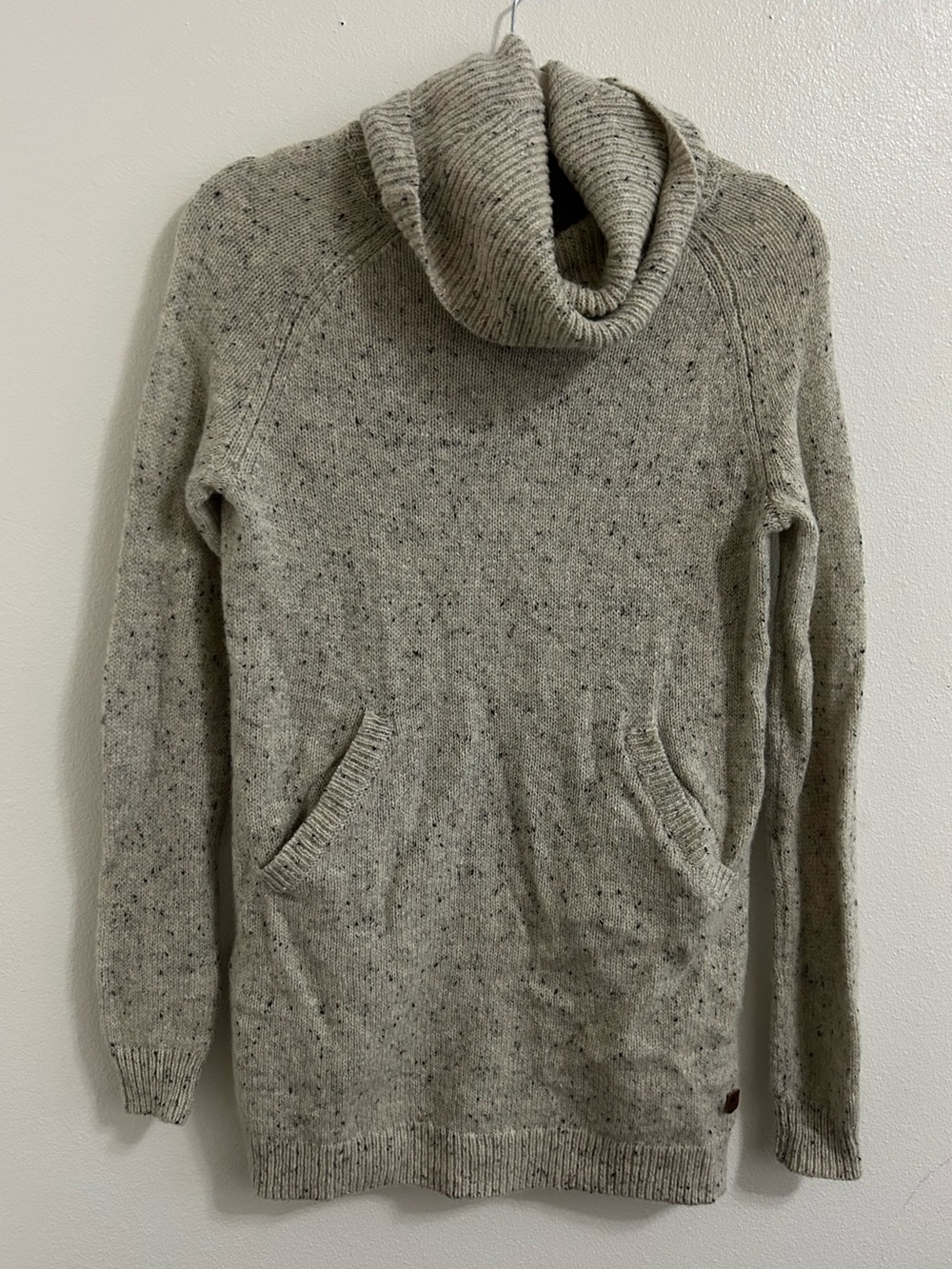 Burton speckled wool blend turtleneck sweater